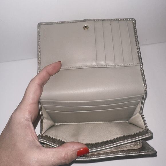 Coach Ashley Leather Pleated Bi-fold Wallet Bronze Metallic Gold W/zipper - Picture 8 of 11